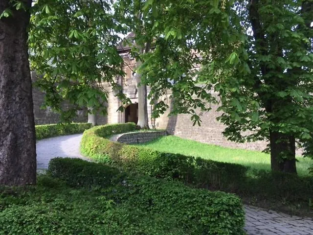 Mutter Anna's Refugium *